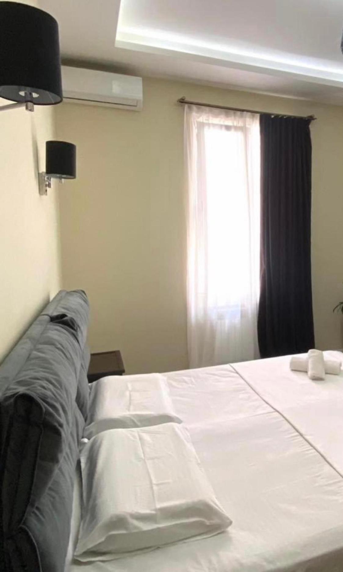 Guest House Kobuleti On Aghmashenebeli Eksteriør bilde